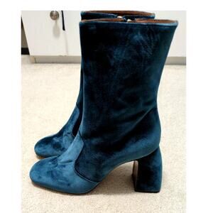 Authentic L'Autre Chose Velvet Ankle Boots